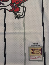 Laden Sie das Bild in den Galerie-Viewer, Toronto Raptors Vince Carter Mitchell&amp;Ness HWC Swingman 2.0 Jersey