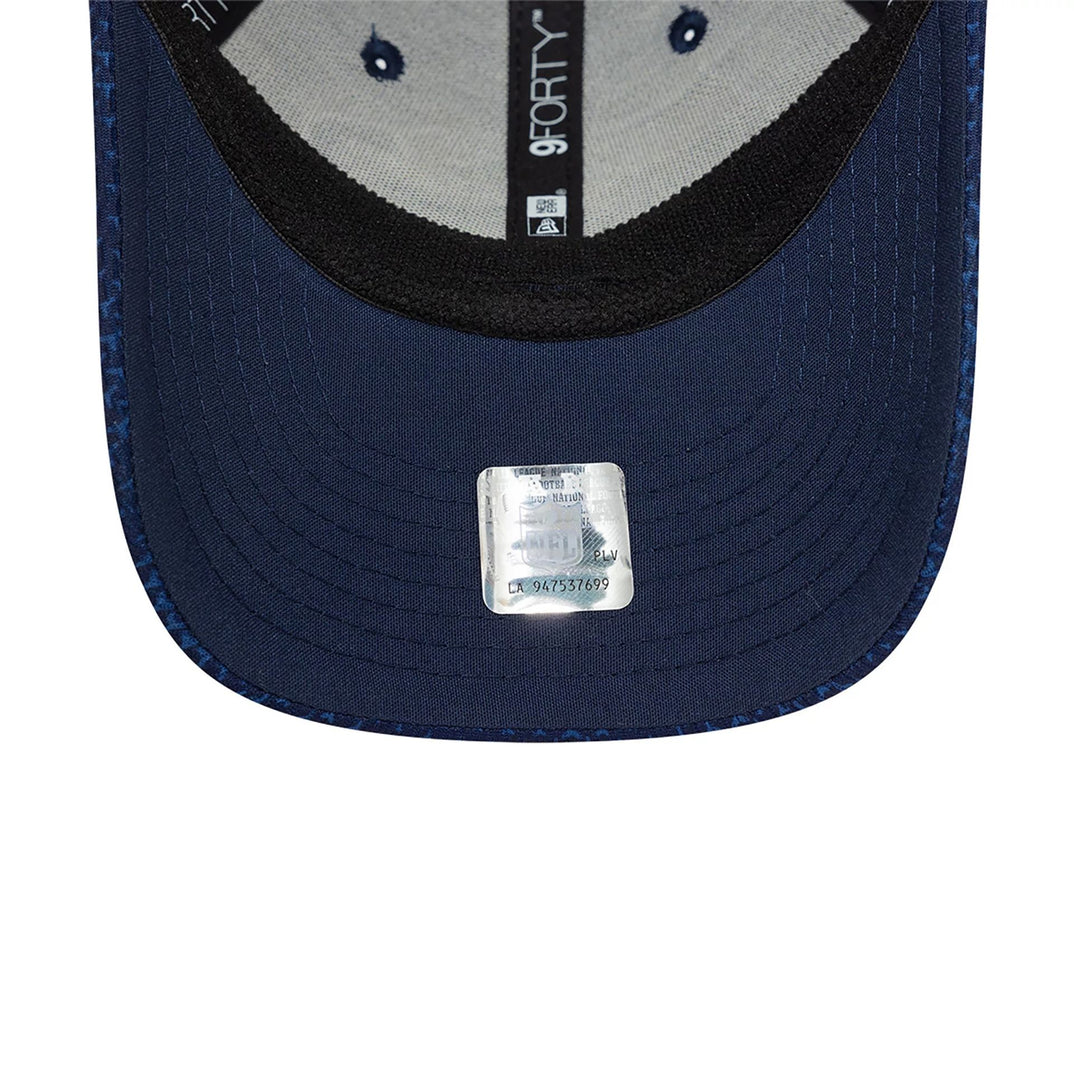 Seattle Seahawks 2024 NFL Sideline New Era 9FORTY Flex Cap