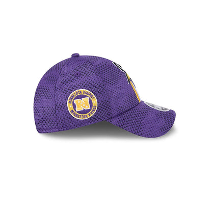 Minnesota Vikings 2024 NFL Sideline New Era 9FORTY Flex Cap