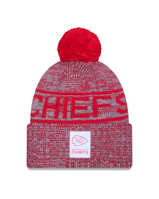 Kansas City Chiefs NFL Sideline 2025 Sport Knit Wintermütze - New Era