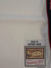 Laden Sie das Bild in den Galerie-Viewer, Miami Heat Dwyane Wade NBA HWC Hall of Fame Swingman Jersey