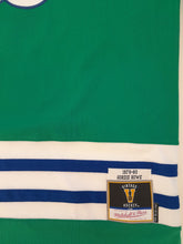 Laden Sie das Bild in den Galerie-Viewer, Hartford Whalers 1979 Gordie Howe Mitchell&amp;Ness NHL BLUE LINE Vintage Hockey Jersey