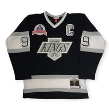 Laden Sie das Bild in den Galerie-Viewer, Los Angeles Kings 1992 Wayne Gretzky Mitchell&amp;Ness NHL BLUE LINE Vintage Hockey Jersey
