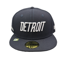 Laden Sie das Bild in den Galerie-Viewer, Detroit New Era 59FIFTY MLB Official On-Field Cap