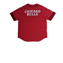 Laden Sie das Bild in den Galerie-Viewer, NBA Fashion Cotton Button Front Chicago Bulls