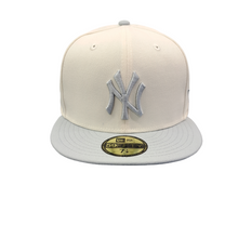 Laden Sie das Bild in den Galerie-Viewer, New York Yankees World Series 1998 New Era 59FIFTY Cap