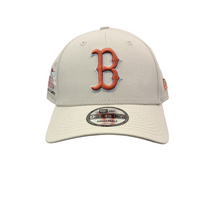 Laden Sie das Bild in den Galerie-Viewer, Boston Red Sox New Era 9FORTY Snapback Cap