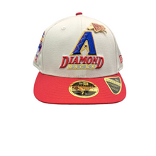 Laden Sie das Bild in den Galerie-Viewer, Arizona Diamondbacks MLB Pin 59FIFTY Low Profile Fitted Cap