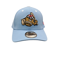 Laden Sie das Bild in den Galerie-Viewer, Louisville Bats New Era 39THIRTY Fitted Cap