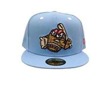 Laden Sie das Bild in den Galerie-Viewer, Louisville Bats  Milb official On-Field New Era 59FIFTY Fitted Cap