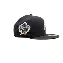 Laden Sie das Bild in den Galerie-Viewer, New York Yankees Sidepatch World Series 1998 New Era 9FIFTY Snapback Cap