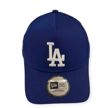 Laden Sie das Bild in den Galerie-Viewer, Los Angeles Dodgers New Era World Series &#39;88 Patch 9FORTY Snapback Cap