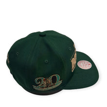Laden Sie das Bild in den Galerie-Viewer, Boston Celtics Mitchell&amp;Ness NBA &quot;With Love&quot; Snapback