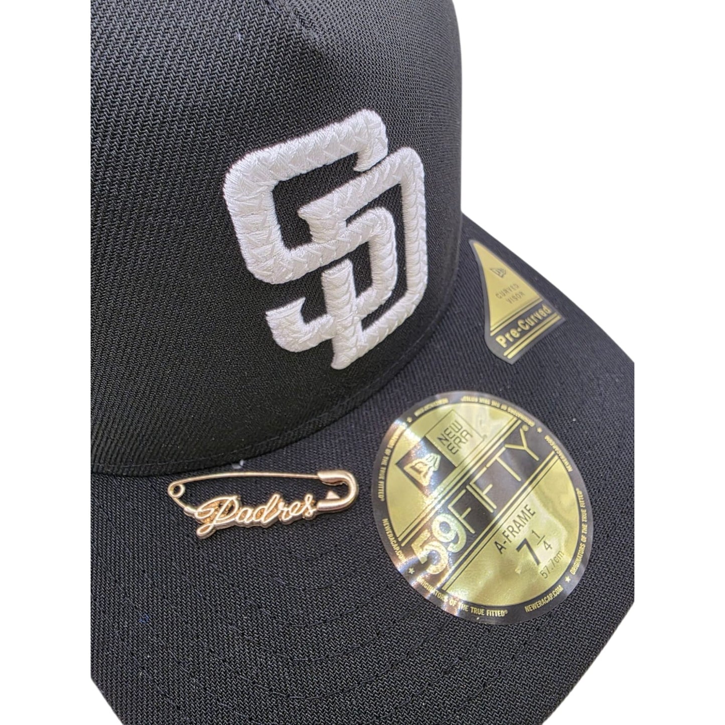 San Diego Padres  Black Script Safety Pin 59FIFTY A-Frame Fitted - New Era