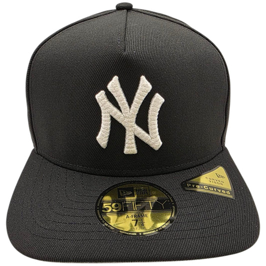 New York Yankees  Black Script Safety Pin 59FIFTY A-Frame Fitted - New Era