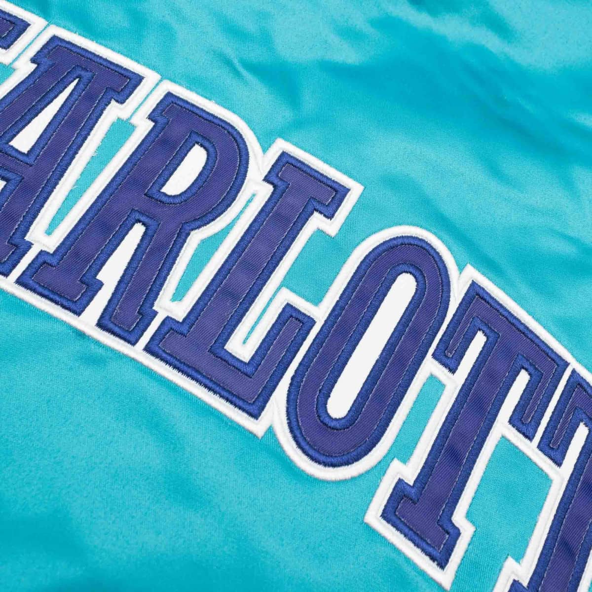 Charlotte Hornets Mitchell&Ness NBA Heavyweight Satin Jacket