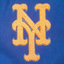 Laden Sie das Bild in den Galerie-Viewer, New York Mets New Era MLB Wordmark Varsity Jacket