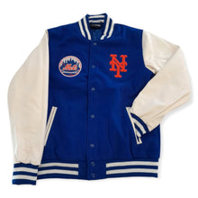 Laden Sie das Bild in den Galerie-Viewer, New York Mets New Era MLB Wordmark Varsity Jacket